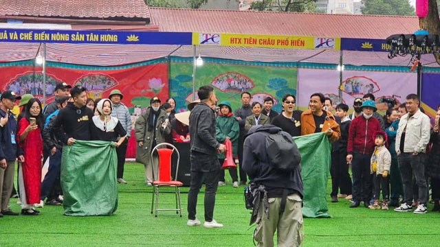 Lễ hội văn ho&#225; d&#226;n gian Phố Hiến (Hưng Y&#234;n): H&#224;o kh&#237; xưa vọng m&#227;i c&#249;ng thời gian - Ảnh 11
