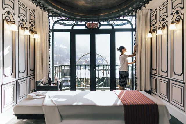 Daily Mail UK: Kh&#225;ch sạn Hotel de la Coupole ‘c&#243; thể l&#224;m h&#224;i l&#242;ng cả Marie Antoinette’ - Ảnh 7