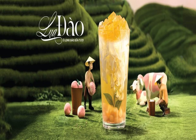 Sữa tươi trong Lụa Đào không chỉ đóng vai trò làm nền, mà còn giúp kết Snối các tầng hương vị.