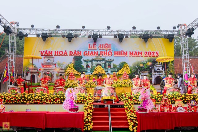 Lễ hội văn ho&#225; d&#226;n gian Phố Hiến (Hưng Y&#234;n): H&#224;o kh&#237; xưa vọng m&#227;i c&#249;ng thời gian - Ảnh 1