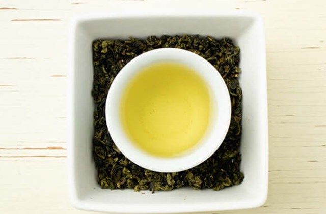 Tr&agrave; &ocirc; long