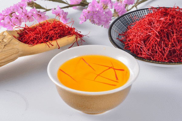 V&#224;ng đỏ xứ Ba Tư: Kh&#225;m ph&#225; thế giới tr&#224; Saffron - Ảnh 3