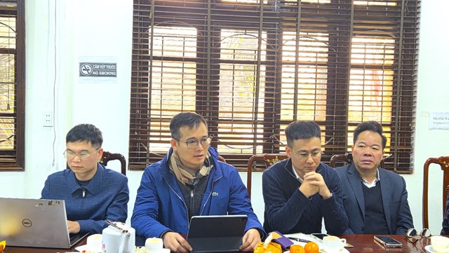 &Ocirc;ng Nghi&ecirc;m Văn Thắng - Ph&oacute; Chủ tịch Hiệp hội Ch&egrave; Việt Nam, Chủ&nbsp;tịch HĐQT Tổng C&ocirc;ng ty Ch&egrave; Việt Nam - C&ocirc;ng ty cổ phần (vị tr&iacute; thứ hai từ tr&aacute;i sang - PV) ph&aacute;t biểu tại Hội nghị
