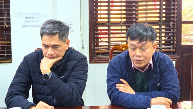 &Ocirc;ng Nguyễn Văn Qu&yacute; - Ph&oacute; Chủ tịch Hiệp hội Ch&egrave; Việt Nam, Chủ tịch HĐQT C&ocirc;ng ty&nbsp;TNHH MTV&nbsp;Ch&egrave; &Aacute; Ch&acirc;u (b&ecirc;n tr&aacute;i - PV) v&agrave;&nbsp;&ocirc;ng L&ecirc; Quang Chuyền - Ph&oacute; Chủ tịch Hiệp hội Ch&egrave; Việt Nam, Gi&aacute;m đốc C&ocirc;ng ty cổ phần Ch&egrave; Mỹ L&acirc;m (b&ecirc;n phải - PV) ph&aacute;t biểu tại Hội nghị