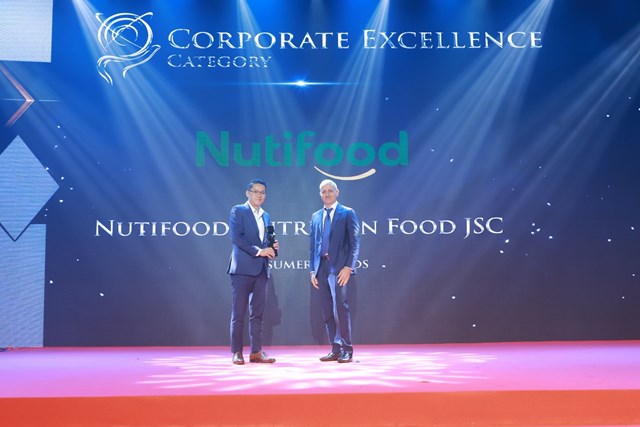 Nutifood tự h&agrave;o 2 năm li&ecirc;n tiếp lập &ldquo;hat-trick&rdquo; nhận 3 giải thưởng xuất sắc ch&acirc;u &Aacute; của Enterprise Asia&nbsp;&nbsp;