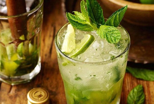 6 c&#225;ch l&#224;m soda mix tr&#225;i c&#226;y đơn giản, sảng kho&#225;i tức th&#236; - Ảnh 1