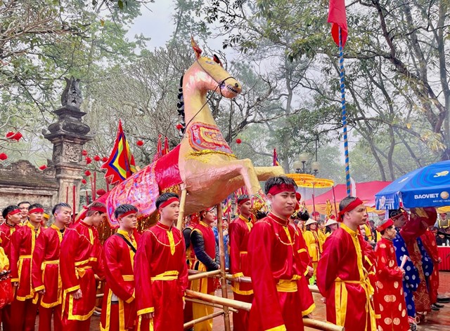 Sau Tết, sắc xuân tiếp nối qua những lễ hội truyền thống - Ảnh 2