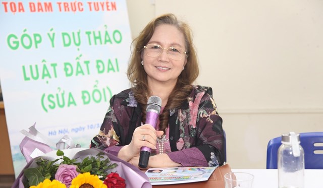 Bà Trần Thị Minh Hà - Ủy viên ban thường vụ, Trưởng ban Đối ngoại - Hội Nước sạch và Môi trường Việt Nam 