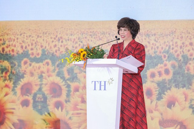 Anh h&ugrave;ng Lao động Th&aacute;i Hương, Nh&agrave; s&aacute;ng lập &ndash; Chủ tịch Hội đồng Chiến lược Tập đo&agrave;n TH chia sẻ về con đường chiến lược của Tập đo&agrave;n. &nbsp;