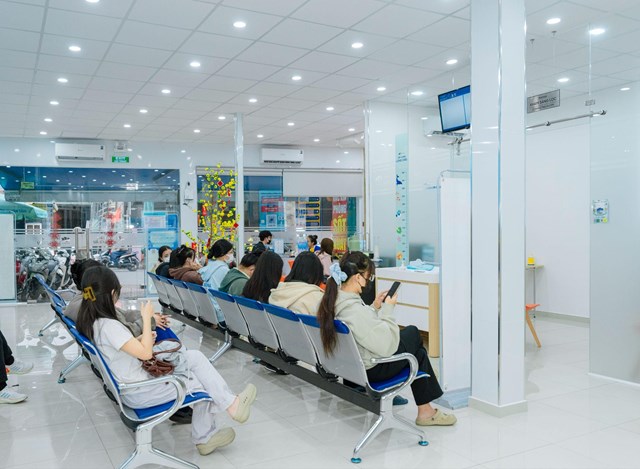 Chuỗi sự kiện tầm so&aacute;t, tư vấn c&ugrave;ng b&aacute;c sĩ thu h&uacute;t đ&ocirc;ng đảo nữ kh&aacute;ch h&agrave;ng tham gia. &nbsp;