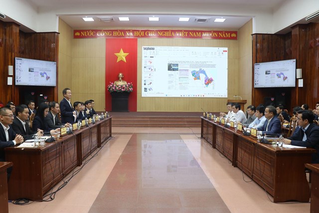 Quang cảnh buổi l&agrave;m việc (Ảnh: T&amp;T Group) &nbsp;