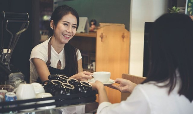 Kinh doanh tr&agrave; sữa: L&agrave;m sao để một qu&aacute;n nhỏ th&agrave;nh chuỗi nổi tiếng? &nbsp;