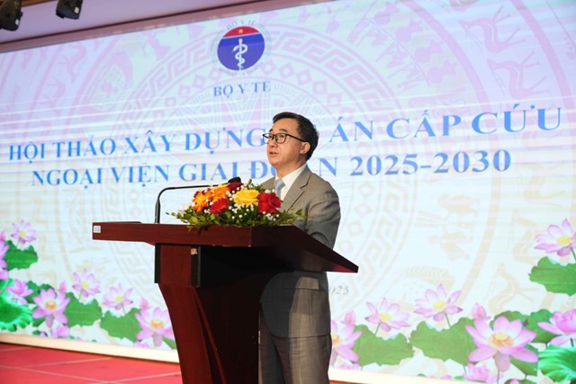 GS.TS Trần Văn Thuấn - Thứ trưởng Bộ Y tế đ&aacute;nh gi&aacute; cao những hoạt động của Tập đo&agrave;n Vingroup c&ugrave;ng Bộ Y tế triển khai đề &aacute;n. &nbsp;