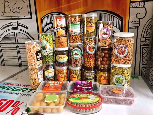 Đồ ăn vặt dẫn đầu bách hóa trực tuyến: Thương hiệu nội địa đua tranh cùng tập đoàn lớn - Ảnh 1