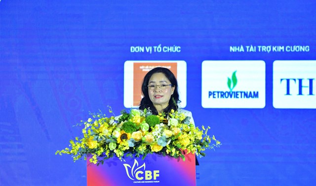 Thứ trưởng Trịnh Thị Thủy ph&aacute;t biểu khai mạc Diễn đ&agrave;n "Văn h&oacute;a với Doanh nghiệp&rdquo; năm 2026. &nbsp;