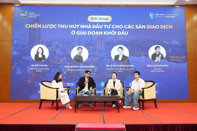 C&aacute;c diễn giả tham gia đối thoại &nbsp;&nbsp; &nbsp;