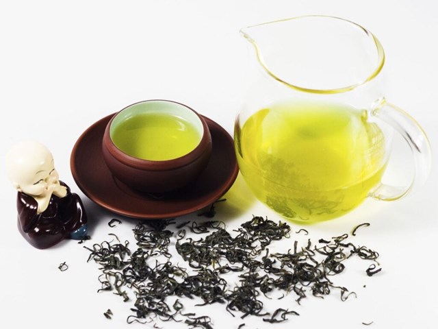 Trà không chỉ là thức uống thanh mát mà còn là “vệ sĩ” tự nhiên giúp cơ thể chống lại ung thư.