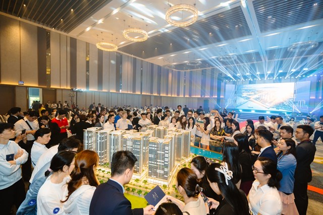 Kh&ocirc;ng gian đa tầng tại Capital Square thu h&uacute;t sự quan t&acirc;m của kh&aacute;ch h&agrave;ng. &nbsp;