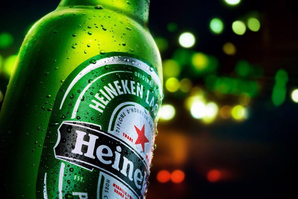 Chai Đá Lạnh Và Ly Bia Heineken Hình ảnh Sẵn có - Tải xuống Hình ảnh Ngay  bây giờ - Bia - Rượu, Chai bia, Chủ nghĩa tiêu dùng - iStock