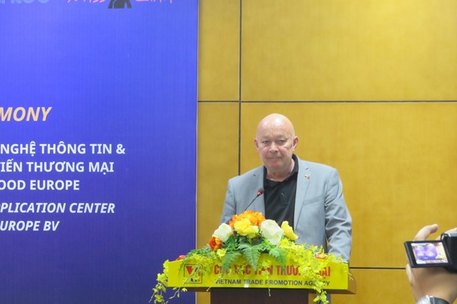 Ông Sven Dekker, Điều phối viên quốc gia của Tổ chức chuyên gia cao cấp Hà Lan tại Việt Nam