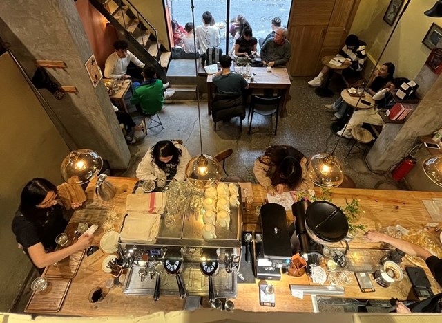 Xu hướng mô hình cà phê đa công năng đang nở rộ - Ảnh 2