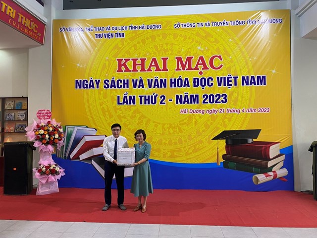 Hải Dương khuyến kh&#237;ch phong tr&#224;o đọc s&#225;ch qua Ng&#224;y s&#225;ch v&#224; Văn h&#243;a đọc Việt Nam lần thứ 2 năm 2023 - Ảnh 1