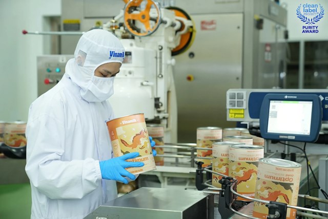 Nh&agrave; m&aacute;y hiện đại với d&acirc;y chuyền tự động h&oacute;a gi&uacute;p đảm bảo chất lượng sản phẩm đầu ra. &nbsp;