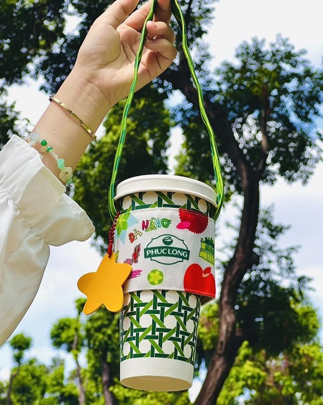 Bản sắc Việt trên chiếc ly giấy: Đằng sau làn sóng "thay áo" mùa Đại lễ của các chuỗi đồ uống - Ảnh 4