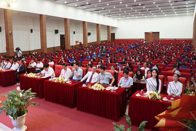 Lễ ph&aacute;t động thu h&uacute;t sự tham gia của đ&ocirc;ng đảo đo&agrave;n vi&ecirc;n, thanh ni&ecirc;n Học viện B&aacute;o ch&iacute; v&agrave; Tuy&ecirc;n truyền c&ugrave;ng c&aacute;c trường Đại học, Cao đẳng tr&ecirc;n địa b&agrave;n th&agrave;nh phố H&agrave; Nội.