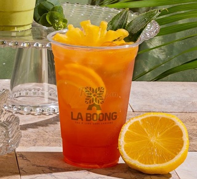 Trà ô long bưởi chanh vàng là một trong những món được ưa chuộng của thương hiệu La Boong.