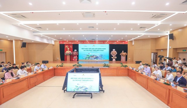 Toàn cảnh h&ocirc;̣i thảo &nbsp;