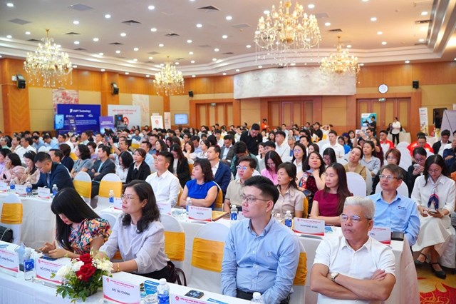 Diễn đ&agrave;n C&ocirc;ng nghệ Logistics 2026, quy tụ khoảng 300 - 500 đại biểu l&agrave; đại diện cơ quan quản l&yacute;, doanh nghiệp logistics, doanh nghiệp c&ocirc;ng nghệ, chuy&ecirc;n gia, giảng vi&ecirc;n v&agrave; sinh vi&ecirc;n trong lĩnh vực logistics &ndash; chuỗi cung ứng