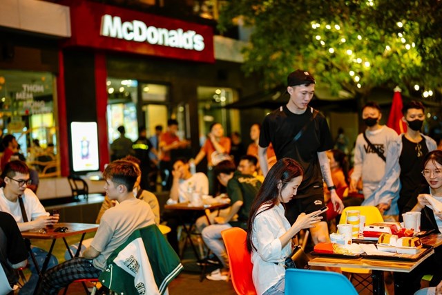 Cuộc &quot;đổ bộ&quot; của c&#225;c thương hiệu F&amp;B Mỹ v&#224; tham vọng chinh phục thị trường 28 tỷ USD tại Việt Nam - Ảnh 2