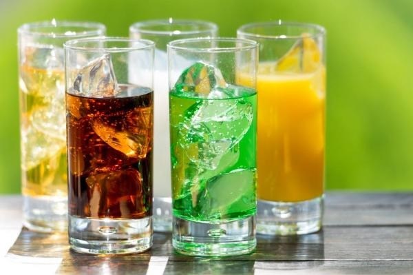 B&#225;o động đỏ về &quot;cơn nghiện&quot; đồ uống c&#243; đường tại Việt Nam  - Ảnh 1