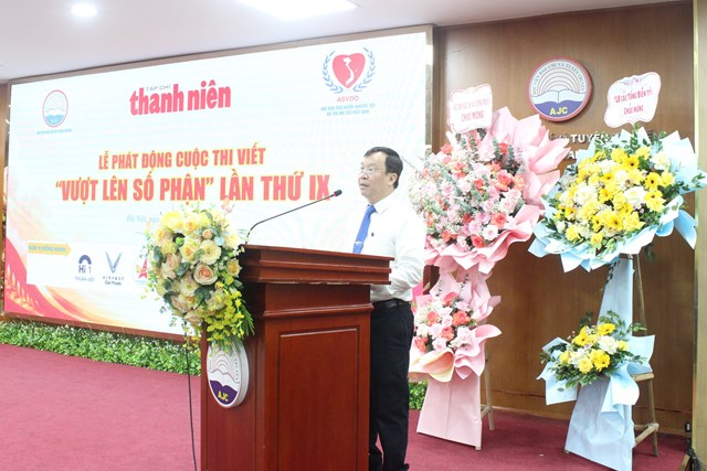Nh&agrave; b&aacute;o Nguyễn To&agrave;n Thắng, Tổng bi&ecirc;n tập Tạp ch&iacute; Thanh ni&ecirc;n, Trưởng ban tổ chức ph&aacute;t động cuộc thi viết "Vượt l&ecirc;n số phận" lần thứ IX