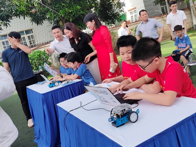 Ng&#224;y hội STEAM Robotics: Giải đấu TERIS Robotics Championship 2023 tại trường TH L&#253; Th&#225;i Tổ - Ảnh 3