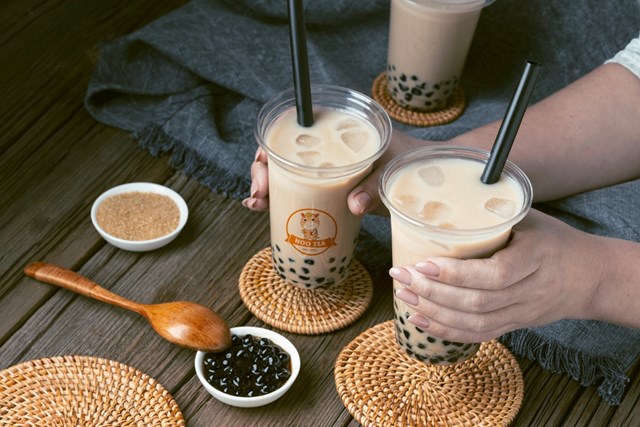 Tr&agrave; sữa nhượng quyền tr&agrave;n lan: Chất lượng c&oacute; theo kịp tốc độ mở qu&aacute;n? &nbsp;