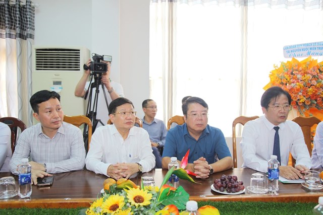 C&aacute;c đại biểu tham dự lễ khai trương