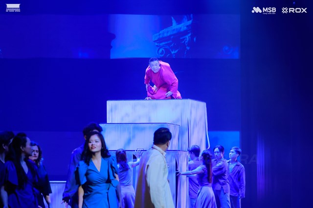 Từ Broadway tới Nhà hát Hồ Gươm: Dấu ấn đồng hành của ROX Group  - Ảnh 3