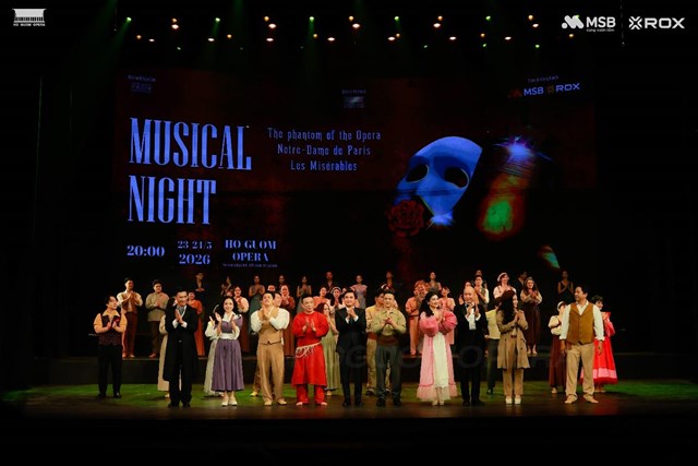 Từ Broadway tới Nhà hát Hồ Gươm: Dấu ấn đồng hành của ROX Group  - Ảnh 9