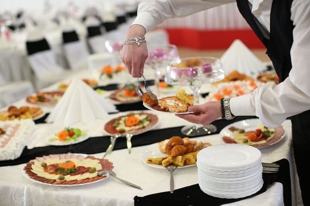 Ng&#224;nh F&amp;B Việt Nam trước &quot;mệnh lệnh&quot; đổi mới: Từ n&#244;ng trại th&#244;ng minh đến b&#224;n ăn c&#225; nh&#226;n h&#243;a - Ảnh 2