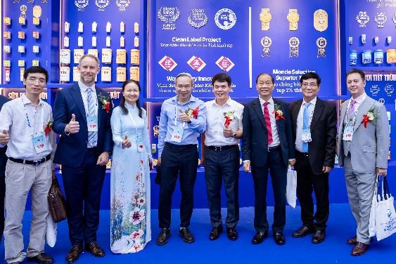 Chuỗi triển l&atilde;m chuy&ecirc;n ng&agrave;nh sữa &ndash; kem &ndash; tr&agrave; sữa &ndash; thức uống hiện đại 2026 c&ograve;n l&agrave; nền tảng kết nối to&agrave;n diện giữa doanh nghiệp, chuy&ecirc;n gia v&agrave; người ti&ecirc;u d&ugrave;ng (Ảnh: Duy Cường). &nbsp;