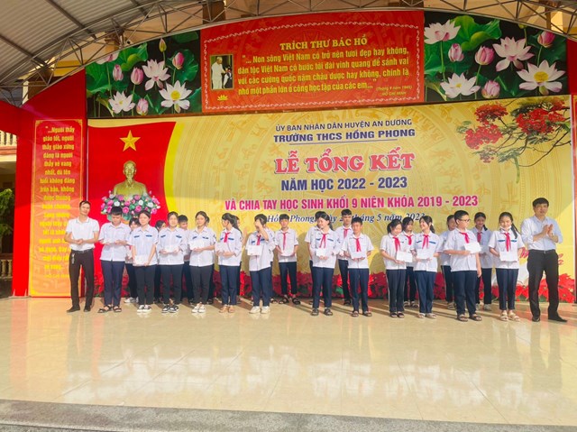 Trường THCS Hồng Phong: Tổng kết năm học 2022-2023 v&#224; triển khai phương hướng nhiệm vụ h&#232; năm 2023 - Ảnh 2