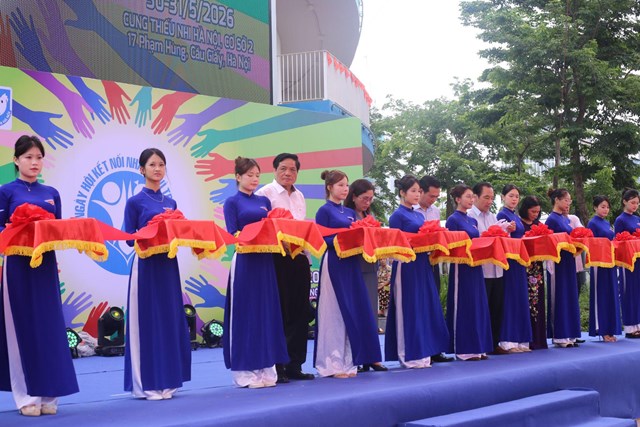 “Ngày hội kết nối nhân ái vì trẻ em”: Lan tỏa yêu thương, đồng hành cùng trẻ em yếu thế - Ảnh 3