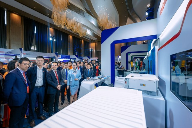 Văn h&oacute;a đổi mới s&aacute;ng tạo được lan tỏa mạnh mẽ, tạo động lực th&uacute;c đẩy EVNNPC kh&ocirc;ng ngừng ph&aacute;t triển v&agrave; bứt ph&aacute; &nbsp;