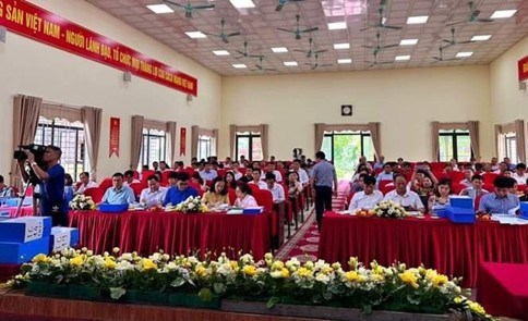 Cuộc họp đ&aacute;nh gi&aacute; 06 x&atilde; đạt chuẩn n&ocirc;ng th&ocirc;n mới kiểu mẫu năm 2023 tại S&oacute;c Sơn &nbsp;