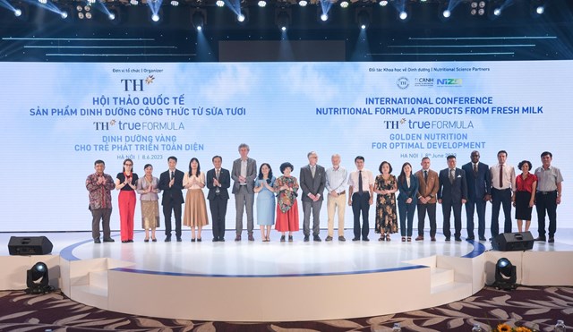 Hội thảo quốc tế đầu ti&ecirc;n về dinh dưỡng c&ocirc;ng thức từ sữa tươi do Tập đo&agrave;n TH tổ chức do Tập đo&agrave;n TH tổ chức &nbsp;