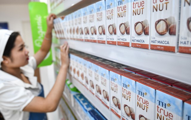 Sữa hạt TH true NUT kh&ocirc;ng bổ sung đường tinh luyện, sử dụng vị ngọt tự nhi&ecirc;n &nbsp;