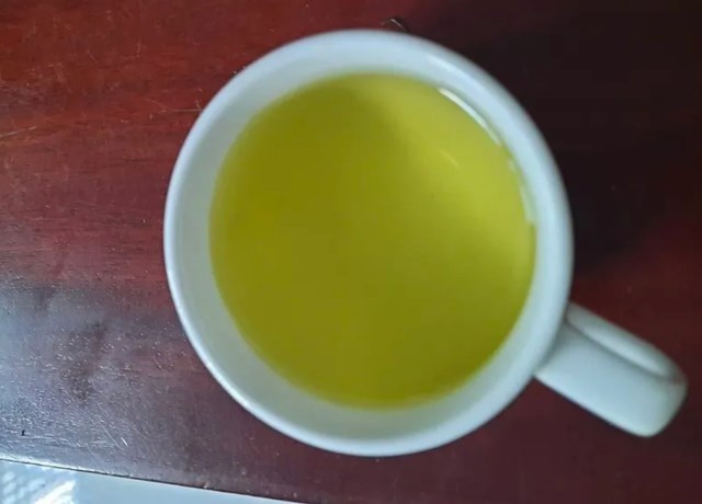 Trà xanh với L-theanine và EGCG là “vũ khí tự nhiên” giúp thư giãn, cân bằng cảm xúc và duy trì sự tỉnh táo bền vững.