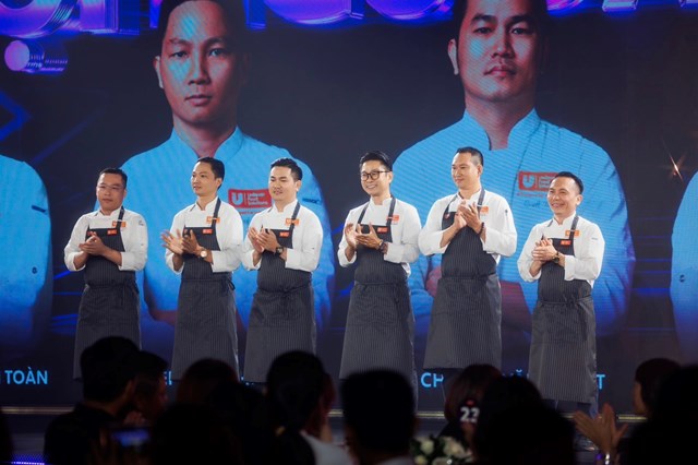 C&aacute;c đầu bếp tham gia sự kiện.